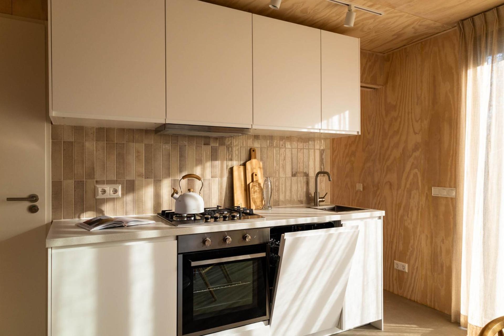 Knus Gezinsverblijf In Cosi Tiny House Op De Veluwe Epe Exterior foto