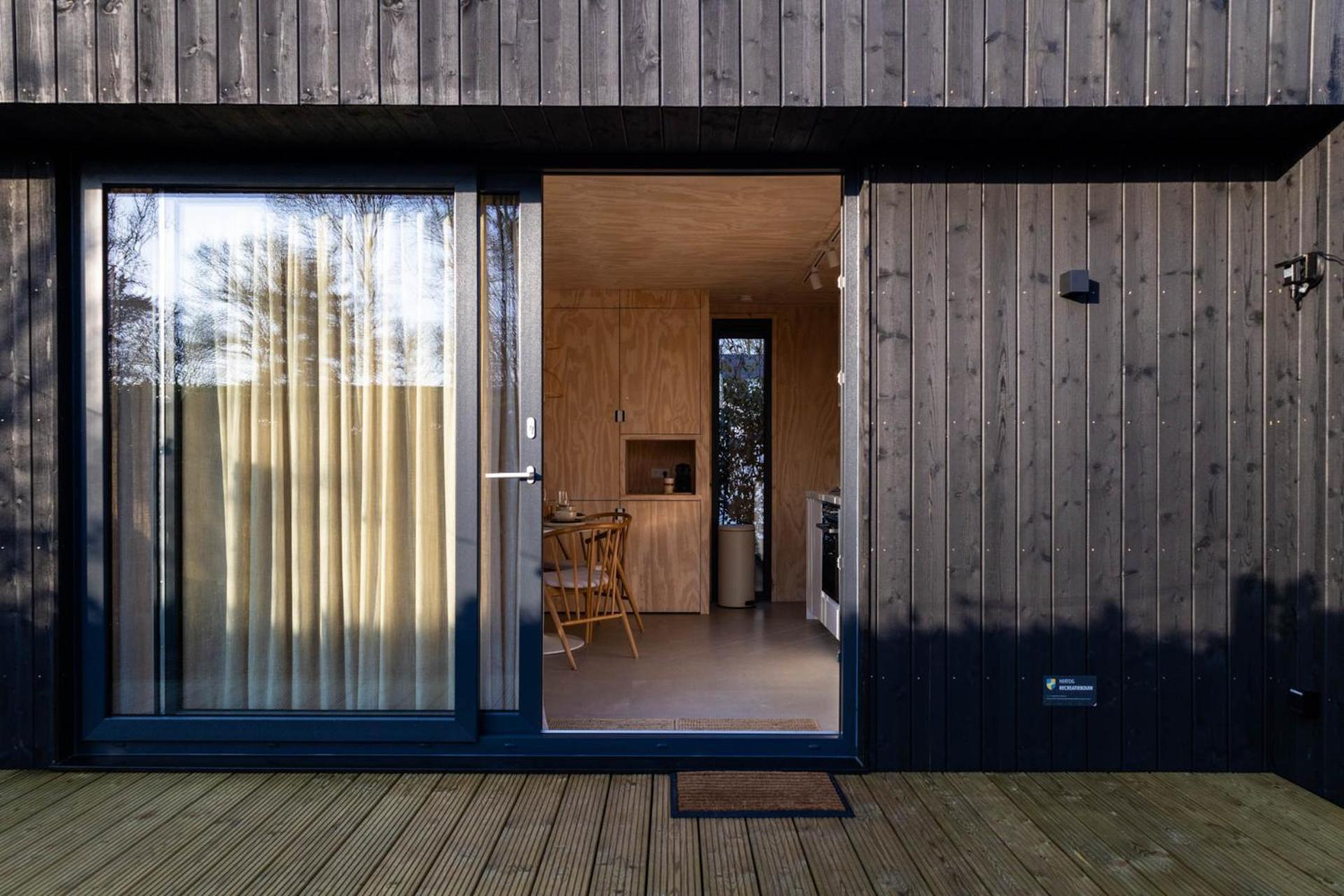Knus Gezinsverblijf In Cosi Tiny House Op De Veluwe Epe Exterior foto